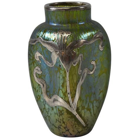 Iridescent Silvered Feather Vase by Johann Loetz at 1stDibs