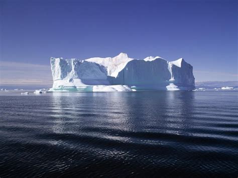 North-Pole-Iceberg-HD-Wallpaper - 4486 - The Wondrous Pics