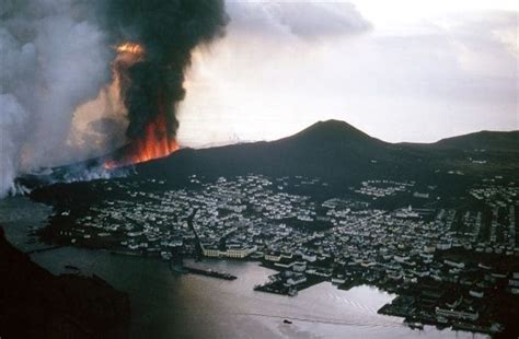 The Volcanic Eruption 1973 | Visit Westman Islands