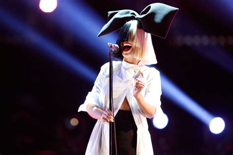 Sia reveals Christmas album details | EW.com