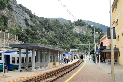 Monterosso al Mare train station | Flickr - Photo Sharing!