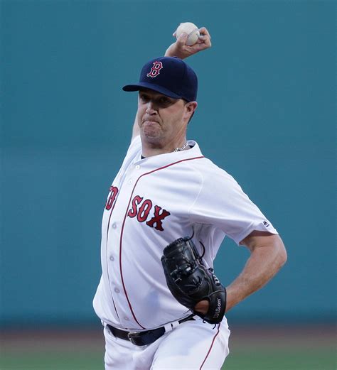 Tim Wakefield explains what makes Steven Wright's knuckleball 'truly ...