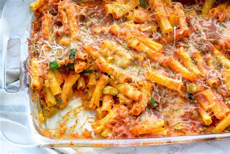 10 Best Mince and Cheese Pasta Bake Recipes