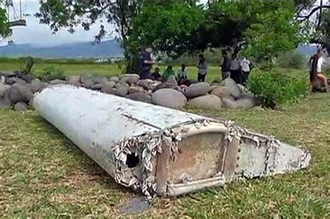 MH370: Washed-up plane debris 'almost certainly' from Boeing 777, sent to France for analysis ...