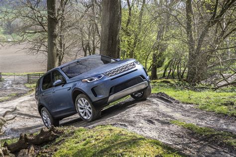 2020 Land Rover Discovery Sport Gets Mild-Hybrid System From Range ...