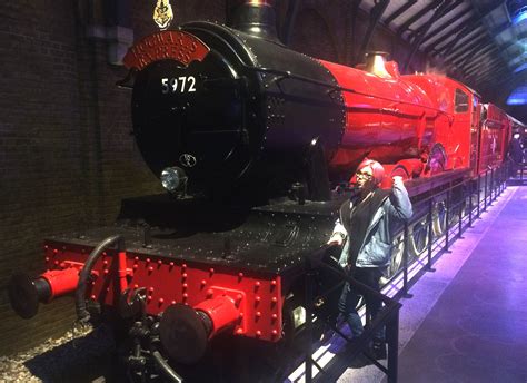 Hogwarts Express #harrypotter #studiotour Studio Tour, Hogwarts, Behind ...