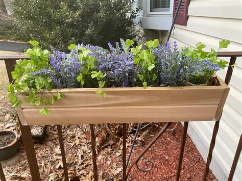 Diy Railing Planters For Your Deck Or Balcony Railing - vrogue.co