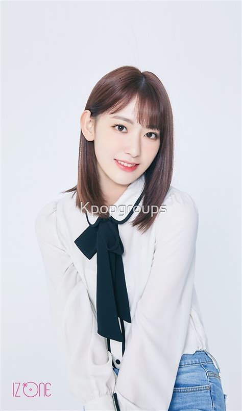 "Produce 48 / IZ*One - Miyawaki Sakura 미야와키 사쿠라 宮脇咲良" by Kpopgroups ...