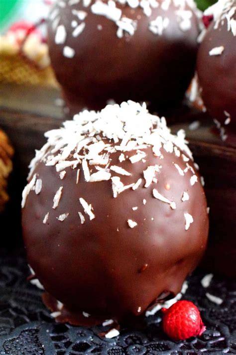 Chocolate Coconut Balls - Lord Byron's Kitchen | Chocolate candy ...