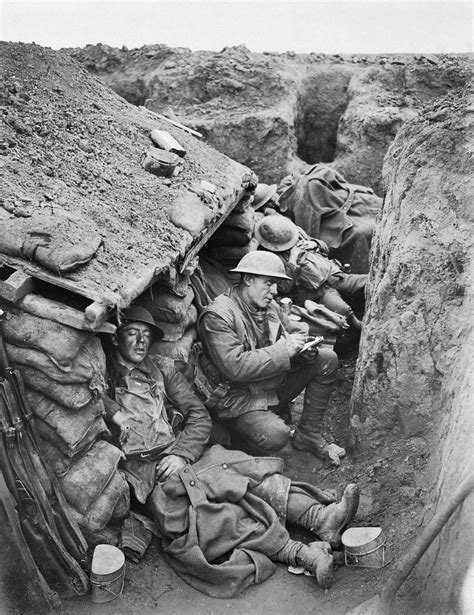 What was life like in a World War One trench? | World war one, World ...