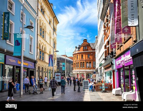 Shopping district of city centre Belfast Stock Photo - Alamy