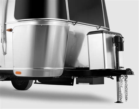 What hitch ball size is the Airstream travel trailer? – Airstream Support