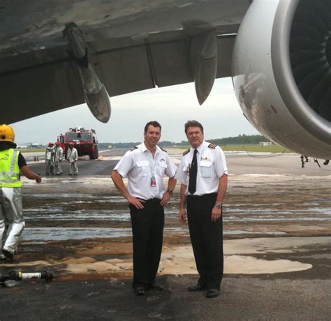 Aviation Troubleshooting: Qantas Flight QF32 - Captain David Evans ...