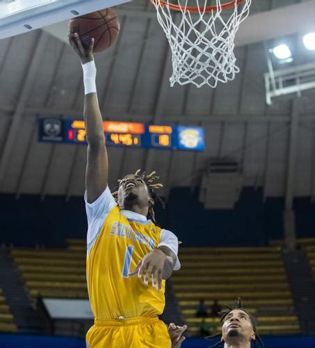 Southern men's basketball loses to Western Illinois to OT | Southern ...