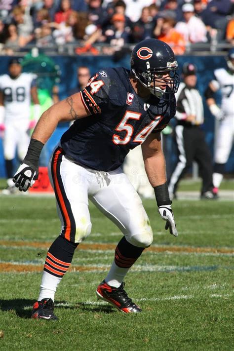 Brian Urlacher, Chicago Bears Editorial Stock Image - Image of field ...