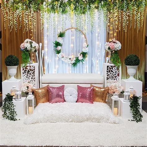 Mini Pelamin / Mini Dais / Wedding Decor - Floral Garden White Gold, Design & Craft, Others on ...