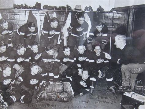 Detroit Red Wings Team getting playoff pre-game talk in their Dressing ...