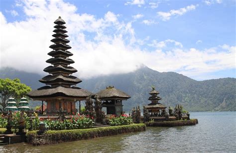 The 10 Most Beautiful Places in Bali to Get Instagram-Worthy Photos ...