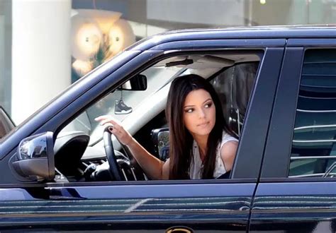 Kendall Jenner Range Rover With Air Jordan Air Freshener! ? • Celebrity ...