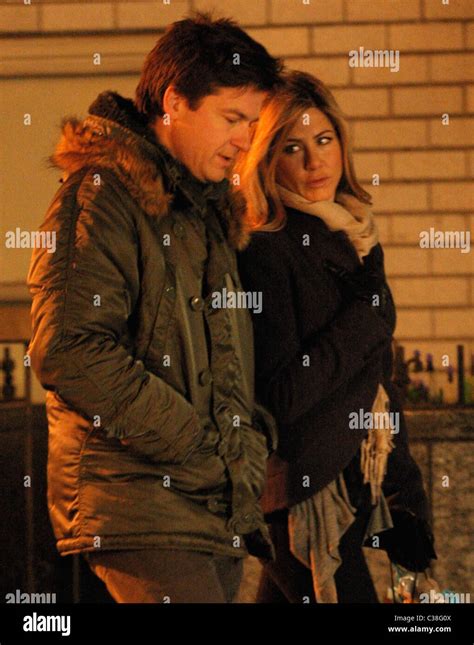 Jason Bateman and Jennifer Aniston on the set of their new film 'The ...