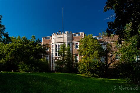 Horace Mann School - Abandoned - Abandoned Building Photography