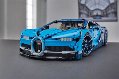 LEGO Technic Bugatti Chiron Is Official, Has Working 8-Speed Gearbox!