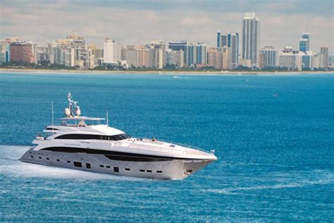 How to enjoy vacations with Mega Yacht Rentals in Miami