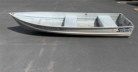 Aluminum Row Boat - BidCorp Auctions