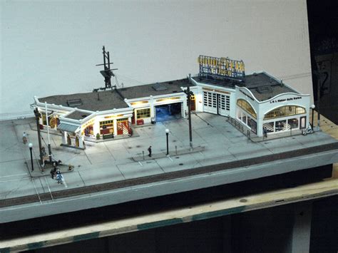 Horwood's Service center. diorama. Photo & model by Greg Shinnie | Model train scenery, Ho model ...