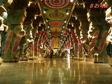 The Legend Behind Peter Padhukam of Sri Meenakshi Amman Temple | Online ...