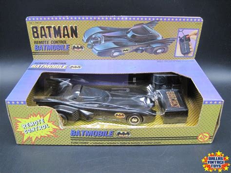 1989 Toy Biz Batman Remote Control Batmobile (1A)