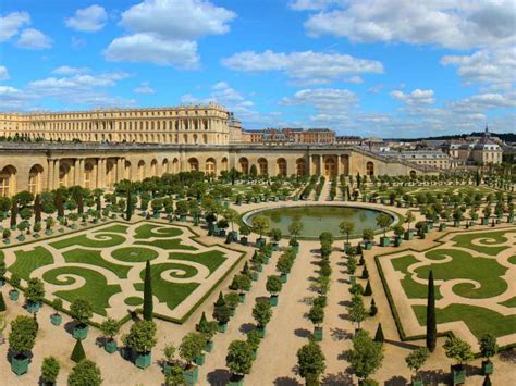 How To Get From Paris To Versailles Palace (6 Best Possible Ways) - Dreams in Paris
