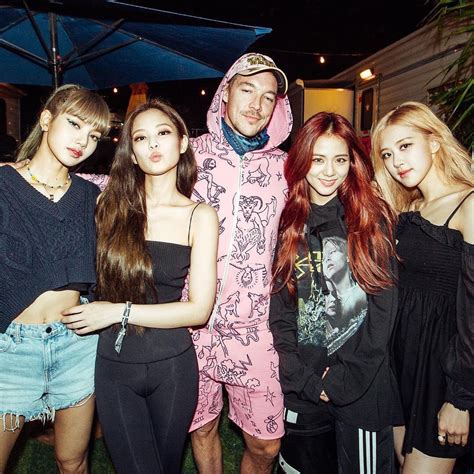 12-BLACKPINK Coachella 2019 Day 1