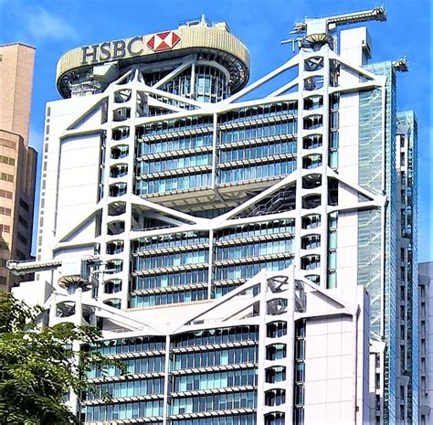 HSBC Main Building was built on 18 Nov 1985 & has 2 tales