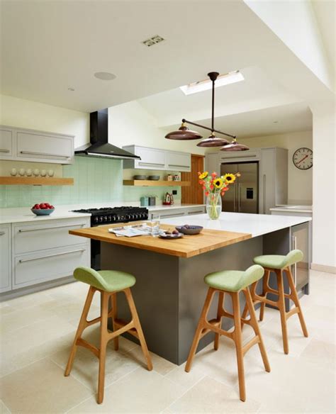 18 Remarkable Kitchen Islands With Seating Place That Everyone Will Love