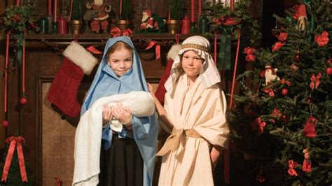 The best nativity costumes for your little star