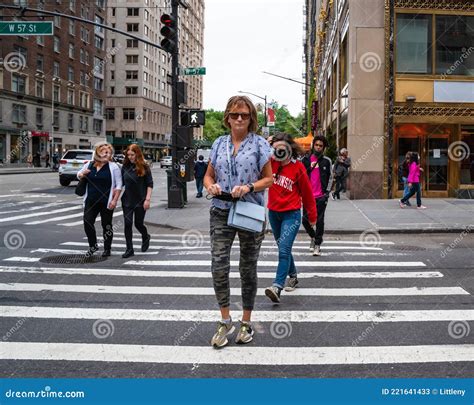 People Crossing The Geierlay Suspension Bridge Editorial Image ...