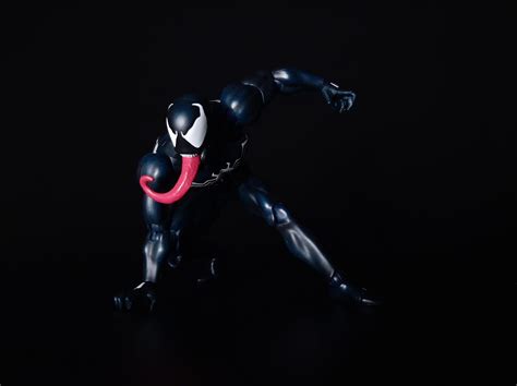 Mafex Venom will always have my heart : r/ActionFigures