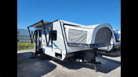 Unbelievable Pre-Owned Find! 2017 Jayco Jay Feather X17Z Expandable ...