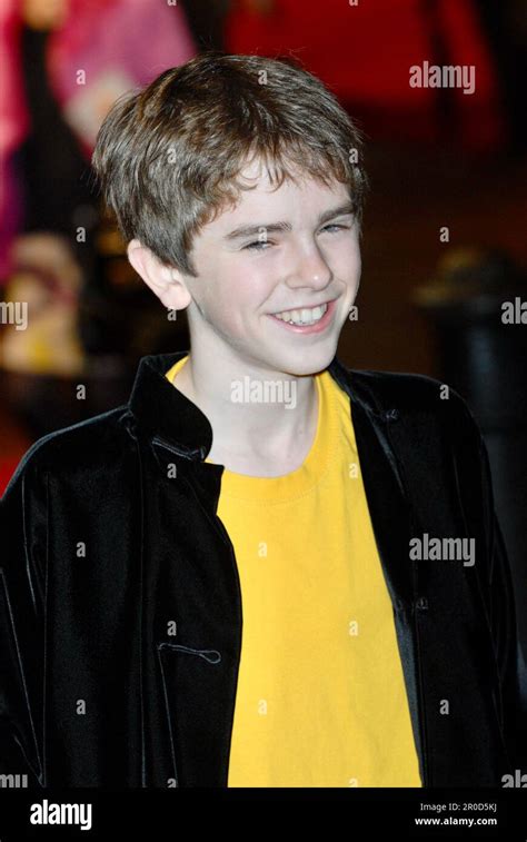 Freddie Highmore, Golden Compass Premiere, London, UK Stock Photo - Alamy