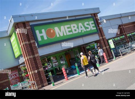 Homebase, Oldbury Green Retail Park, Oldbury, West Midlands Stock Photo - Alamy