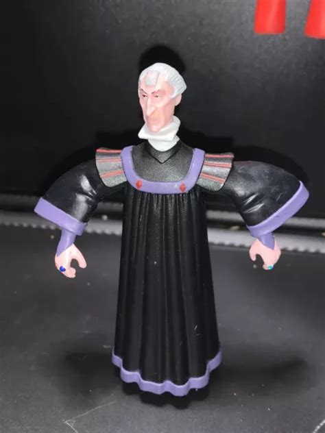 VINTAGE DISNEY HUNCHBACK of Notre Dame Frollo 5" Action Figure 1996 Toy ...