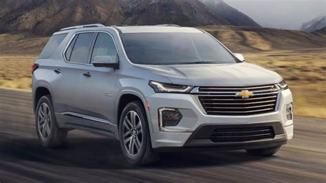 2021 Chevy Traverse debuts with minimal changes, but better styling - Autoblog