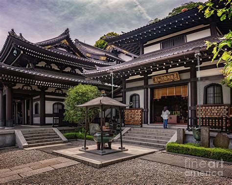 Hasedera Temple Kamakura Photograph by Karen Jorstad