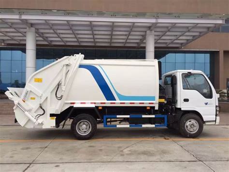 Garbage Compactor Truck, Rear Loader, Body Capacity 6 m3 - 20 m3 - Topper