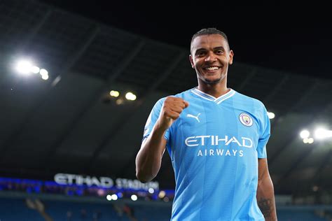 'He's so good': Manuel Akanji left blown away by 'world-class' Man City ...