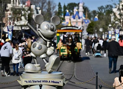 Disney reaches Magic Key settlement in $5 million annual passholder ...