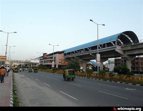 Kaushambi Metro Station - Ghaziabad