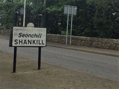 Shankill Online: Shankill Road Signs