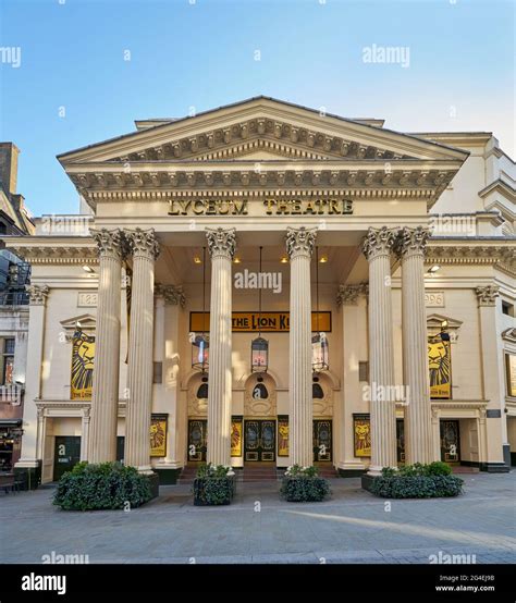 lyceum theatre london Stock Photo - Alamy